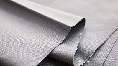 阻燃工作服在火災發生時能否實現基本安全防護？盈通紡織來告訴你